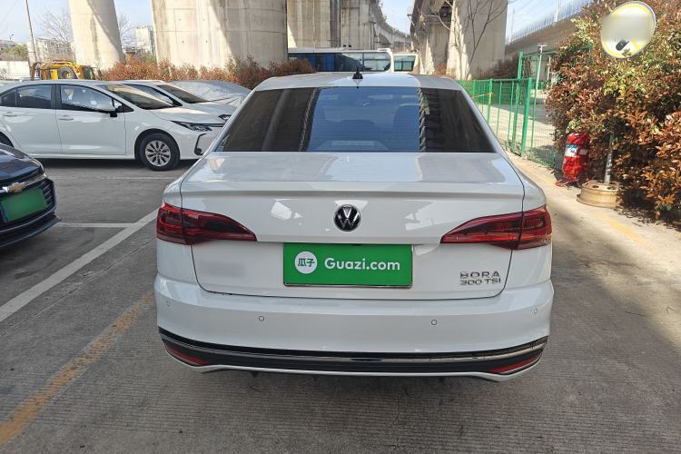 Used Volkswagen Bora 2025 300TSI DSG Prestige Edition
