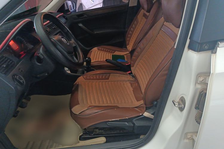 Used Volkswagen Santana 2016 1.6L Manual Fashion Edition
