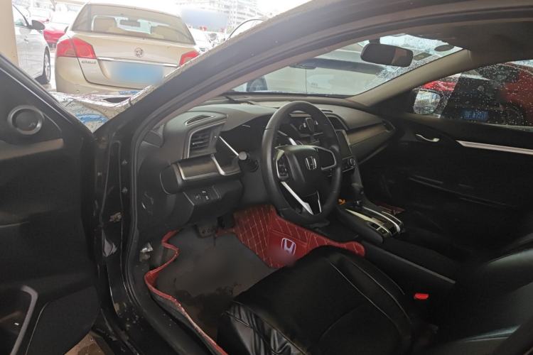 Used Honda Civic 2016 220TURBO CVT Luxury Edition
