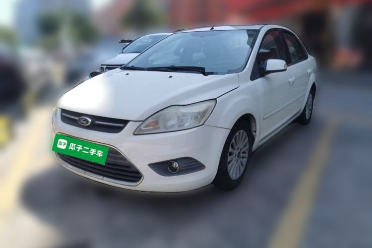 Used Ford Focus 2013 Sedan Classic 1.8L Automatic Fashion Edition