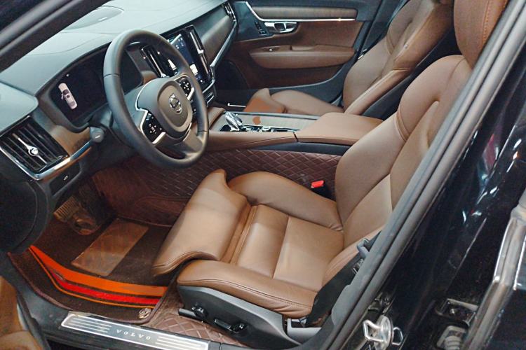 Used Volvo S90 2024 B5 Zhiyuan Luxury Edition