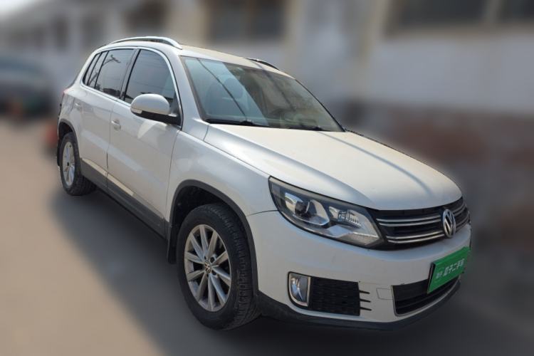 Used Volkswagen Tiguan 2015 1.8TSI Automatic Two-Wheel Drive Comfort Edition Front Right 45 Deg