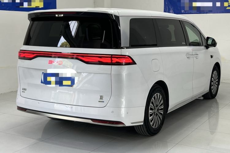 Used BYD Xia 2025 DM-i 1.5T 180km Excellence Model
