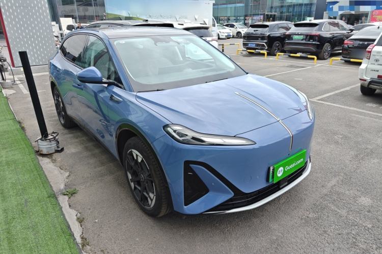 Used Hongqi Tiangong 06 2025 660 4x4 Smart Selection Edition Front Right 45 Deg