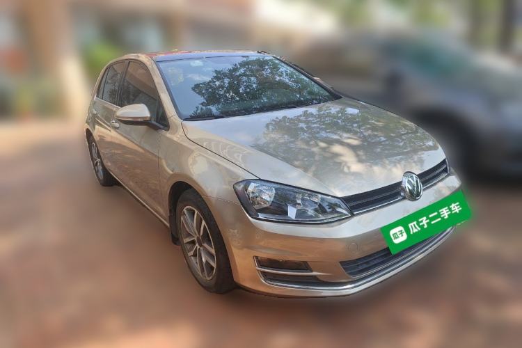 Used Volkswagen Golf 2016 230TSI Automatic Luxury Version
