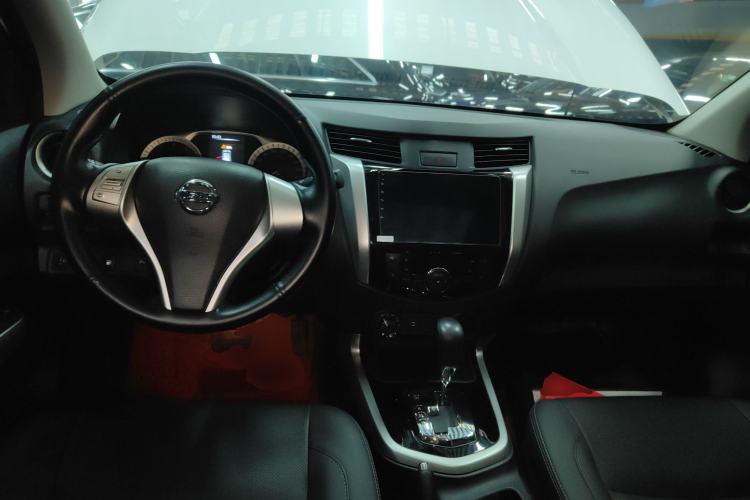 Used Nissan Terra 2020 2.5L XL Upper 4WD Automatic Four-Wheel Drive Luxury Edition Center Console