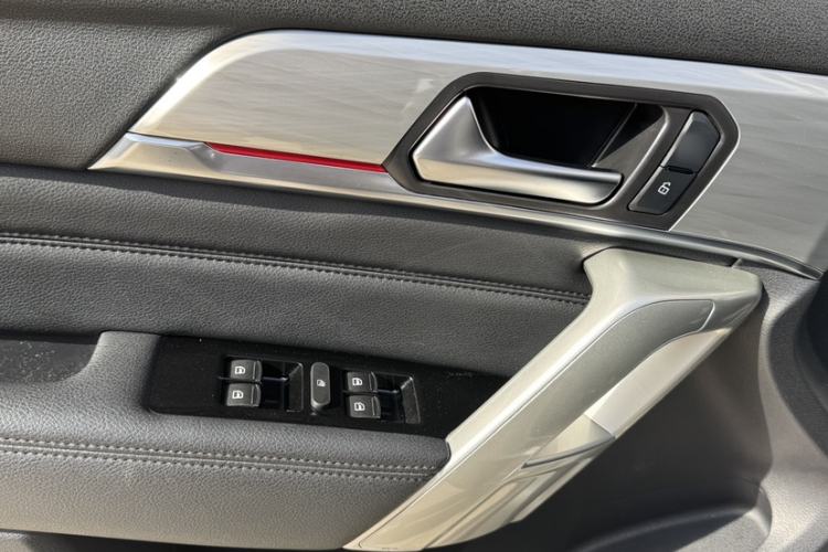 Used Haval H2 2017 Blue Label 1.5T Automatic Two-Wheel Drive Prestige Model Interior 10