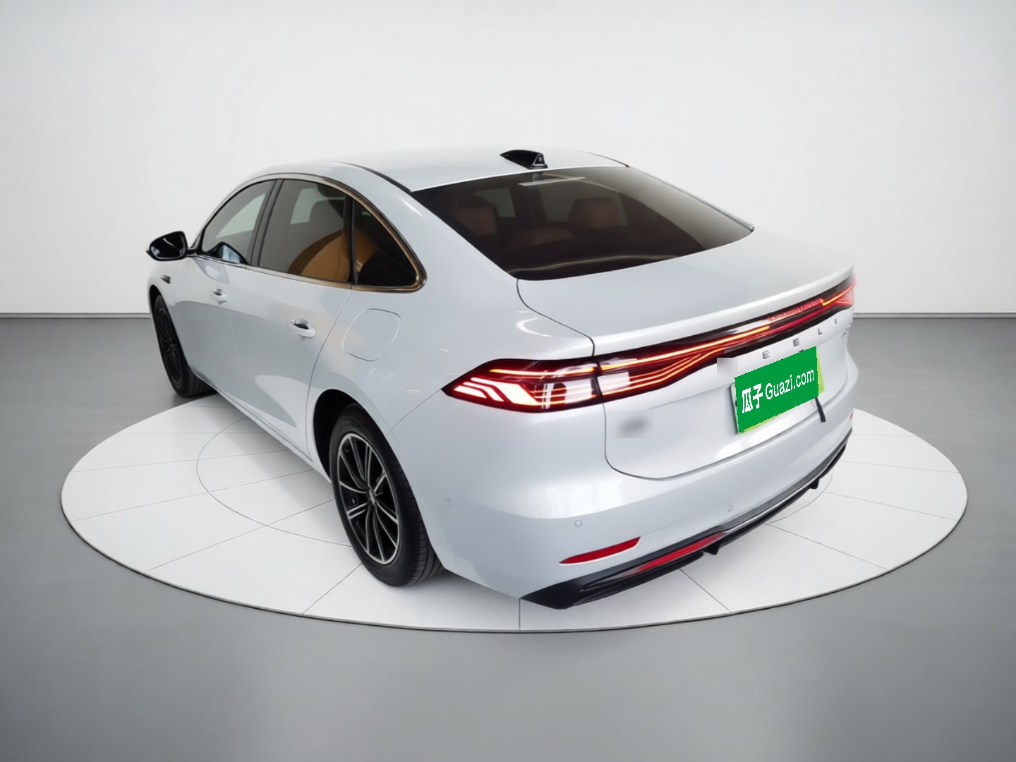 Geely Galaxy A7 2025 Model EM-i 70km Exploration Edition — снимка 4