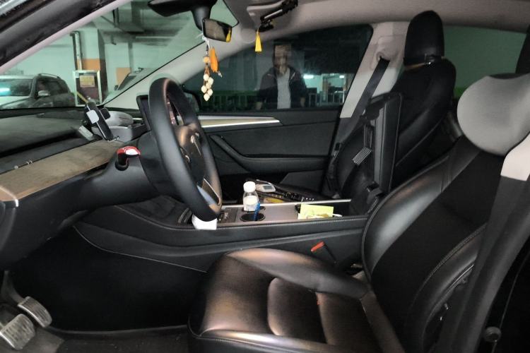 Used Tesla Model Y 2021 Standard Range Rear-Wheel Drive Version