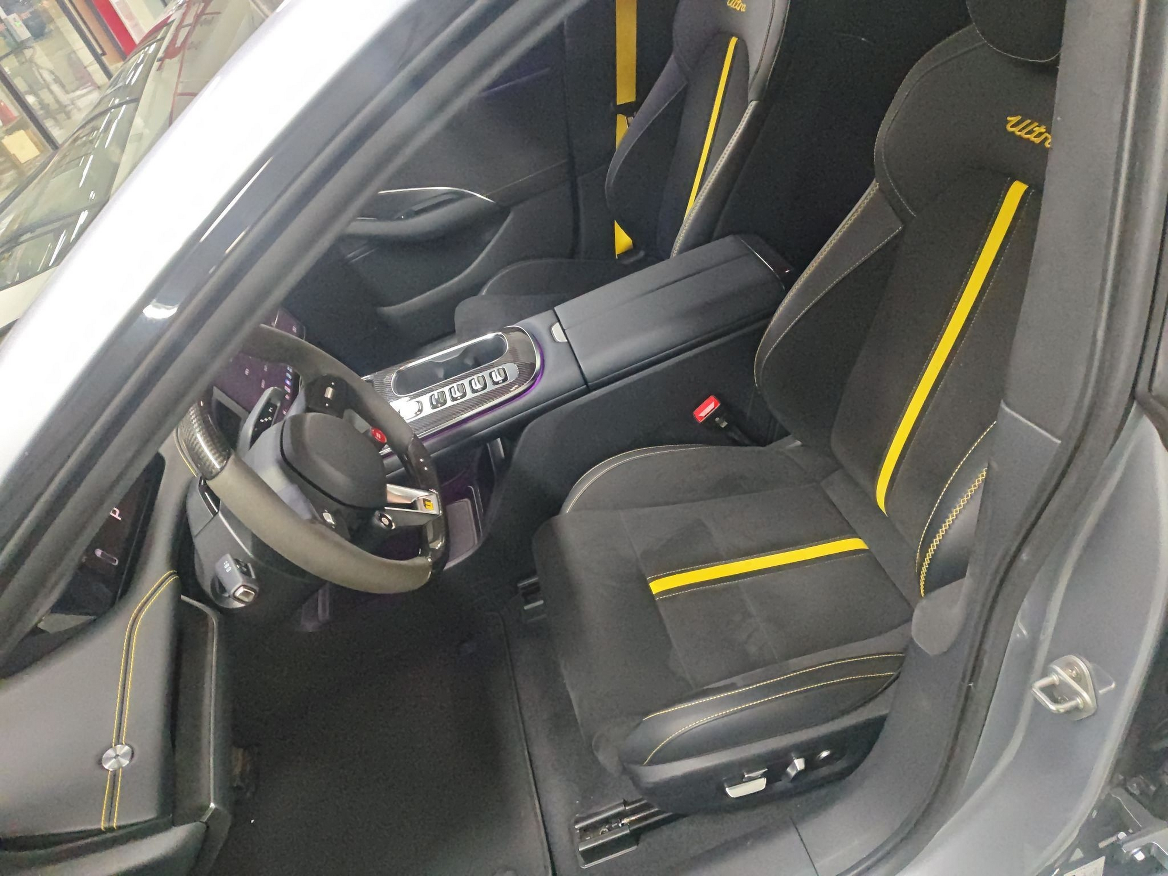 Avant de la voiture