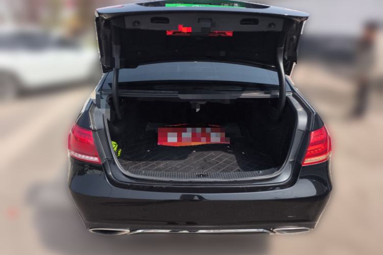 Used Mercedes-Benz E-Class 2011 E 260 L CGI Fashion Model
