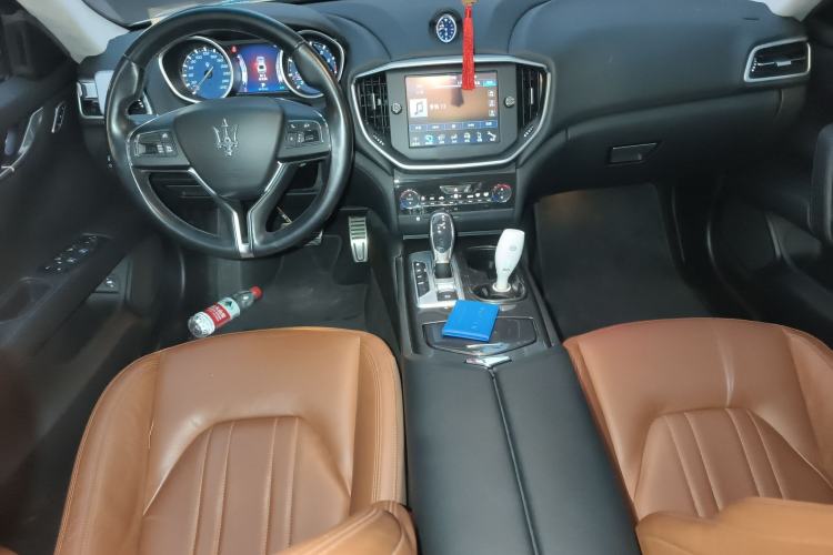 Used Maserati Ghibli 2014 3.0T Standard Edition Interior 2