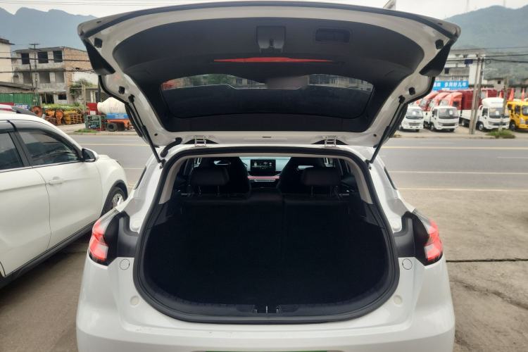 Used Geely Auto Emgrand S 2021 1.4T CVT Luxury Version Trunk