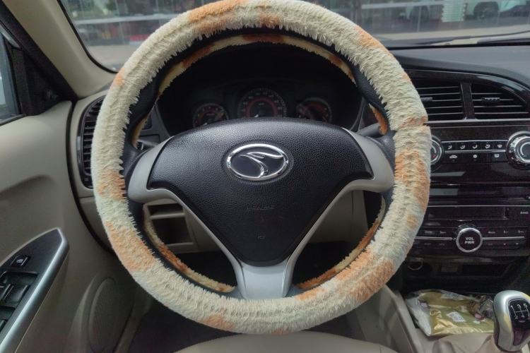 Used Soueast V3 Lingyue 2012 1.5L Manual New Happiness Edition