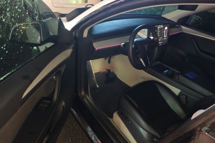 Used Tesla Model Y 2023 Rear-Wheel-Drive Version
