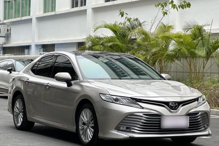 Used Toyota Camry 2019 2.5G Luxury Edition China VI Standard
