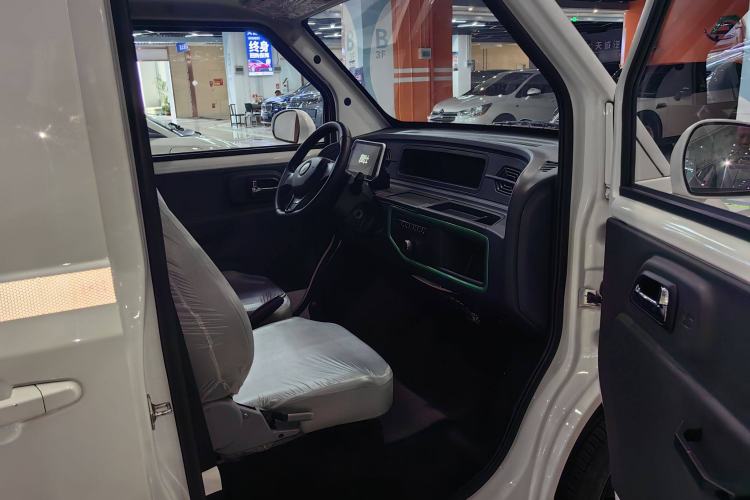 Used Chengshi 01 2023 Light Edition 1.5kW Charging Single-Row Closed-Body 2-Seater Cargo Van