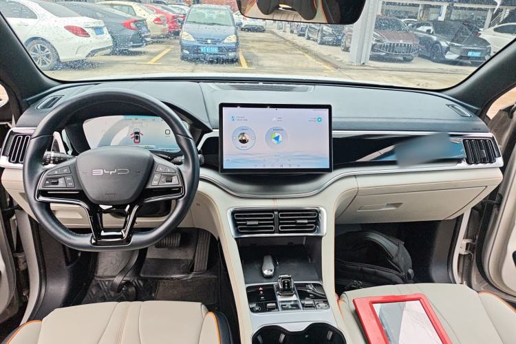 Used BYD Song PLUS New Energy 2023 Champion Edition EV 520KM Prestige Model
