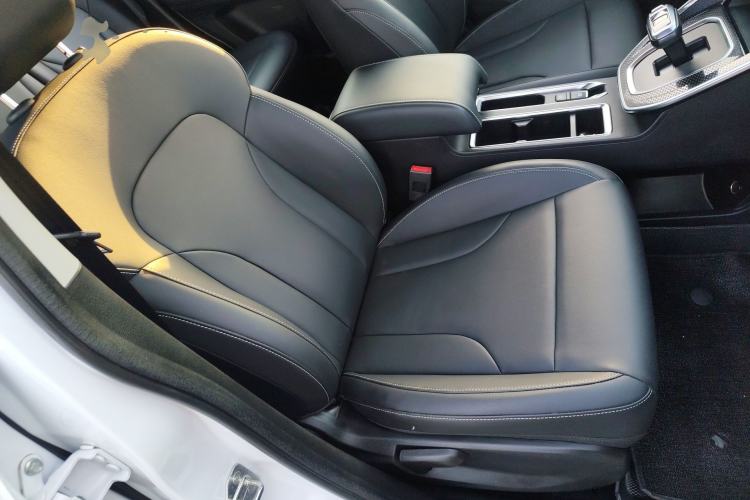 Used Haval M6 2021 PLUS 1.5T DCT Luxury Smart Connectivity Model