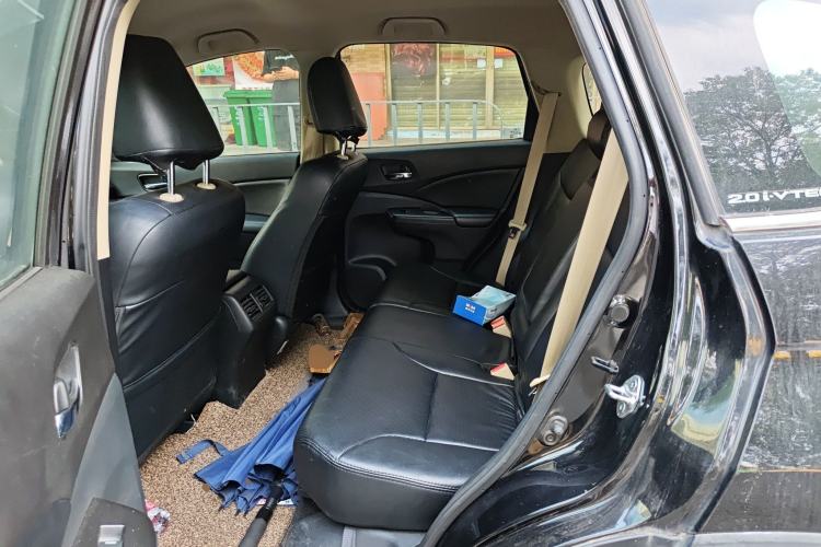 Used Honda CR-V 2016 2.0L Two-Wheel Drive Classic Edition