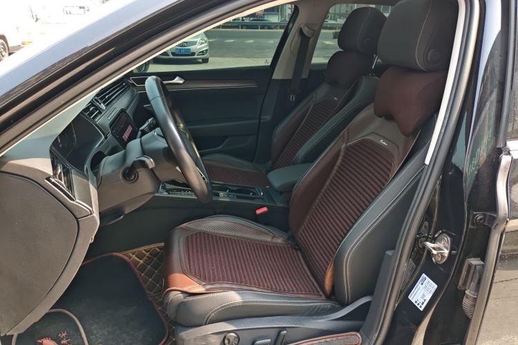 Used Volkswagen Magotan 2020 330TSI DSG Luxury Edition