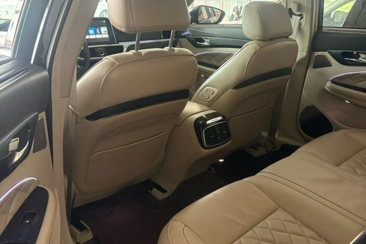 Used GAC Trumpchi GA8 2017 280T Executive Edition
