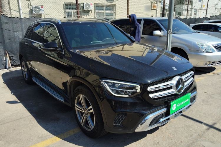 Used Mercedes-Benz GLC 2021 GLC 260 L 4MATIC Dynamic Edition Front Right 45 Deg