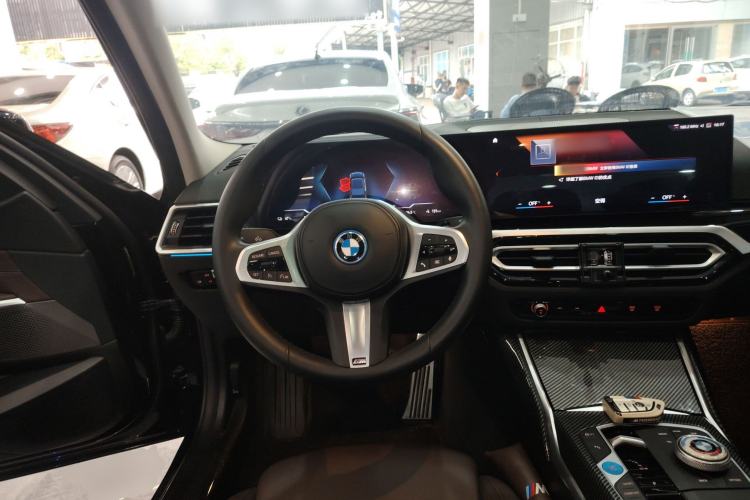 Used BMW i3 2022 eDrive 35 L