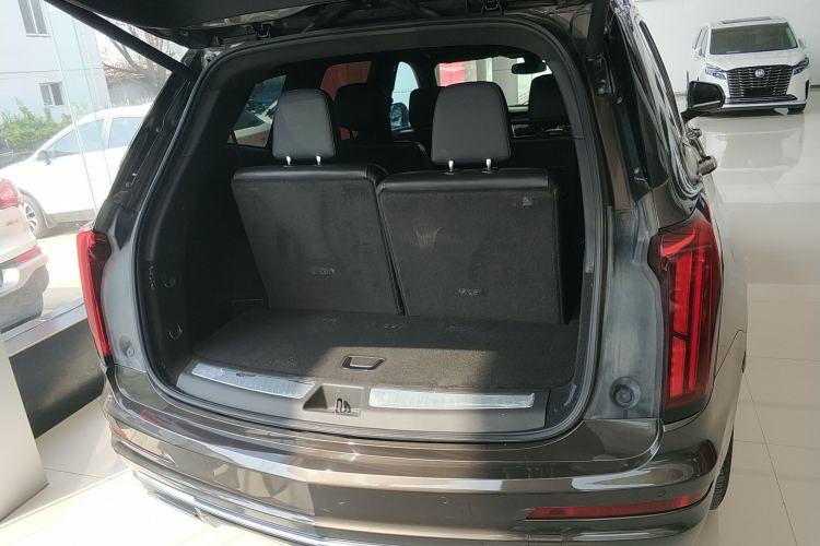 Used Cadillac XT6 2020 28T Six-Seater Luxury Version Trunk