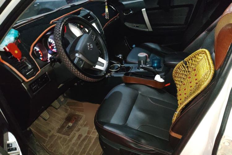 Used Geely Auto GX7 2015 Classic Edition 1.8L Manual Elite Model China V Standard Left Front Seat