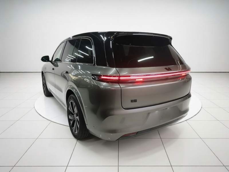 Used Li Auto L8 2023 Pro Model — 4