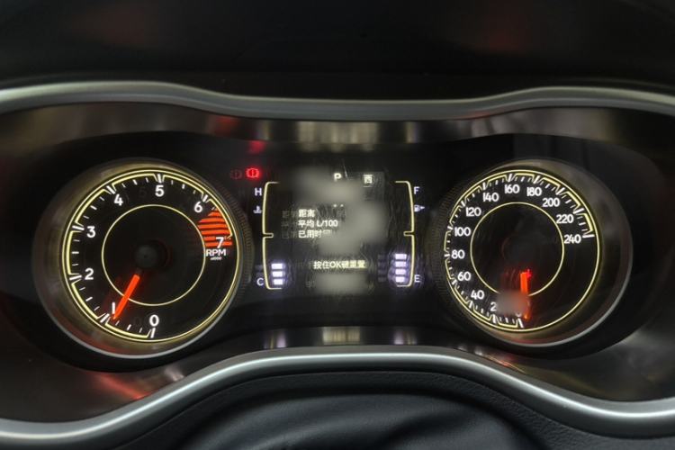 Used Jeep Cherokee 2016 2.4L Leading Edition
