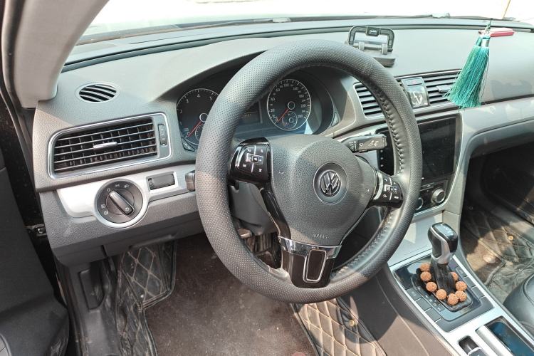 Used Volkswagen Passat 2014 1.8TSI DSG Prestige Edition
