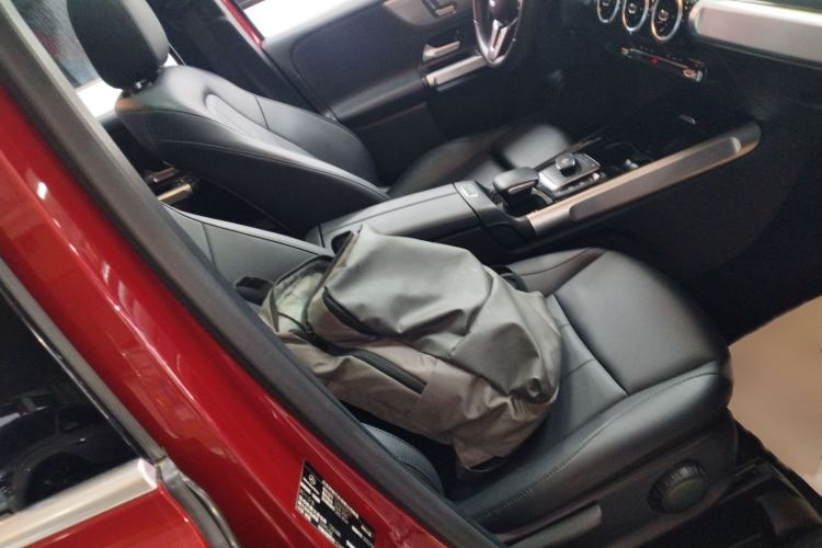 Used Mercedes-Benz GLB 2023 Refresh GLB 200 Fashion Edition
