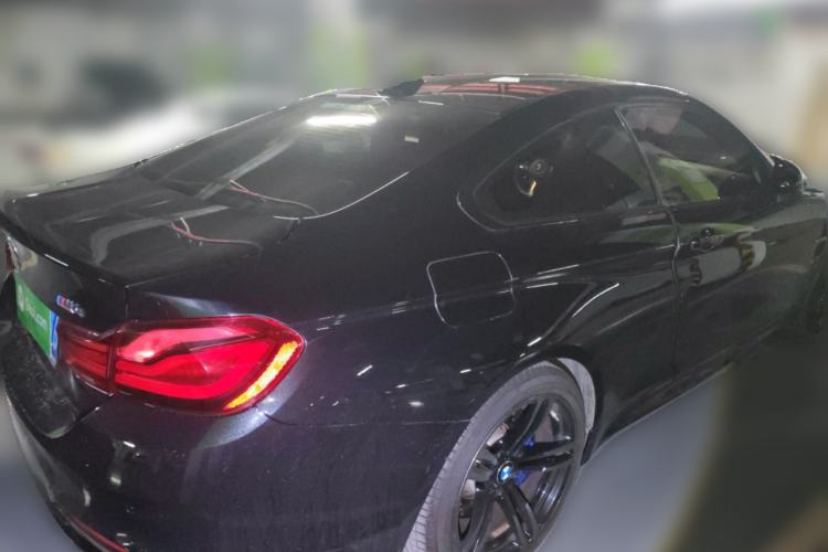 Used BMW M4 2019 M4 Coupe Shadow Edition Rear Right 45 Deg