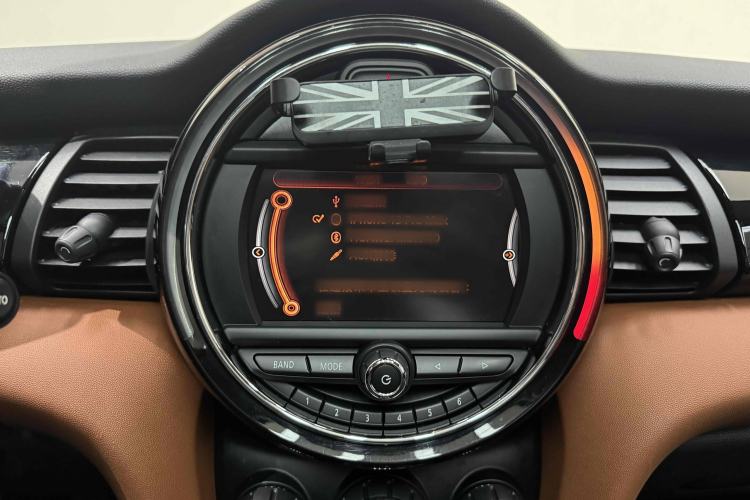 Used MINI MINI 2016 1.5T COOPER SEVEN Five-Door Edition