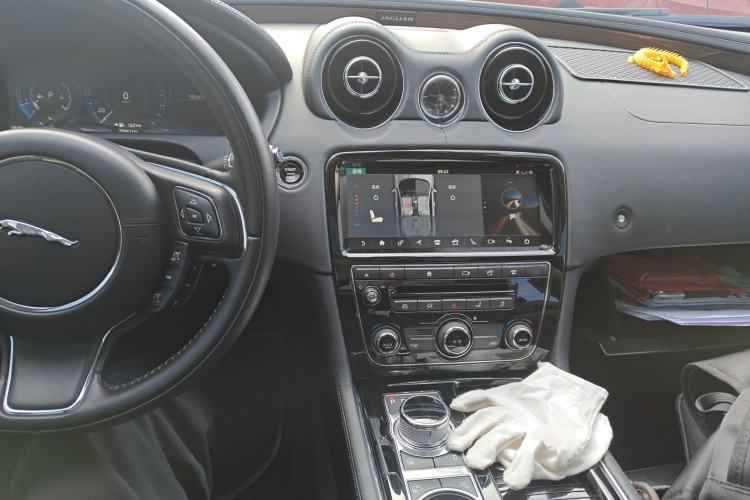 Used Jaguar XJ 2018 XJL 3.0 SC Four-Wheel Drive Panoramic Business Edition
