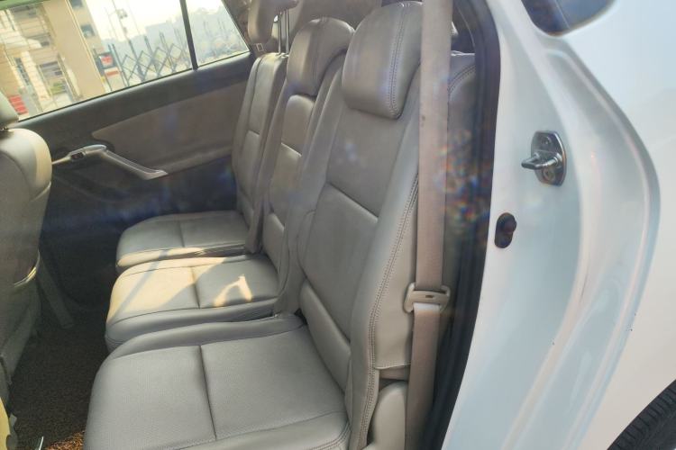 Used Toyota Verso 2014 Starlight 180E CVT Elite Edition
