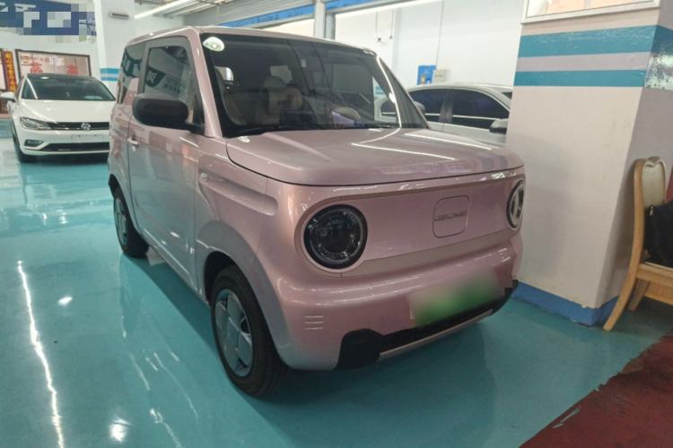 Used Geely Galaxy Panda 2024 Panda Mini 200km Endurance Bear Front Right 45 Deg