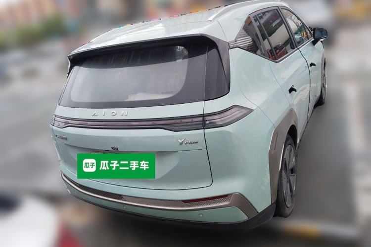 Used AION Y 2023 Younger