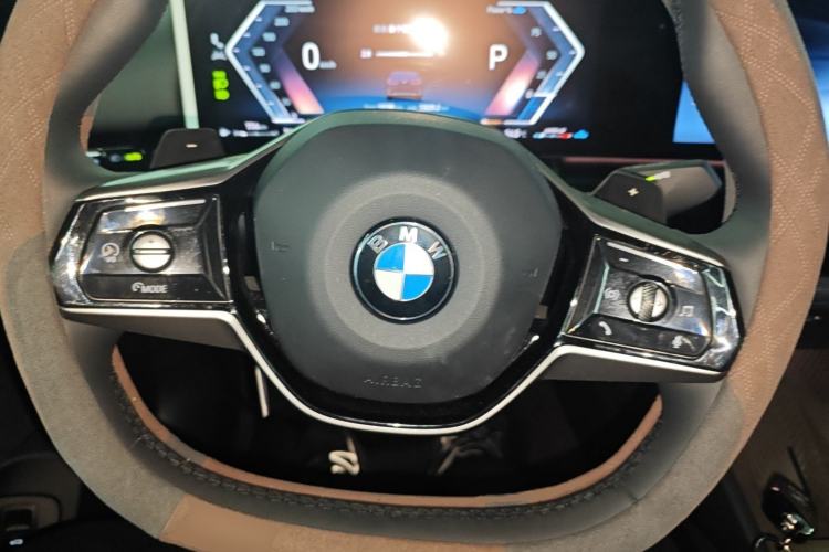 Used BMW 5 Series 2024 525Li Luxury Package