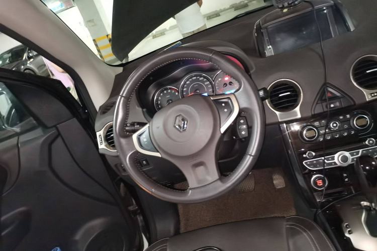 Used Renault Koleos 2013 2.5L Two-Wheel Drive Comfort Edition
