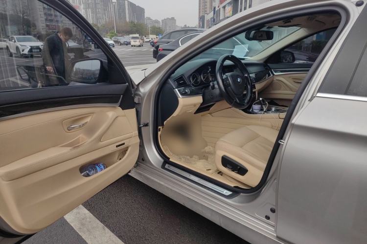 Used BMW 5 Series 2014 525Li Luxury Design Package
