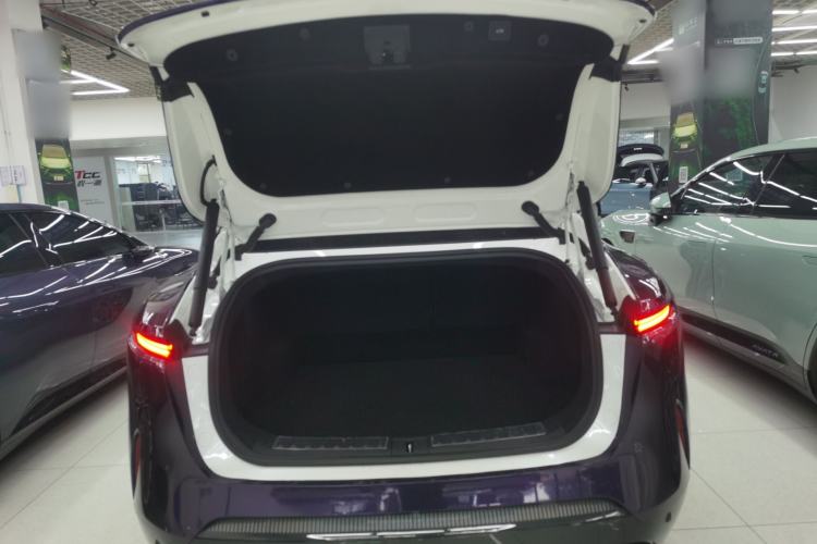 Used Avatr 11 2025 Ultra Extended-Range Edition
