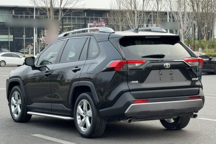 Used Toyota RAV4 2020 2.0L CVT Two-Wheel Drive Fashion Edition