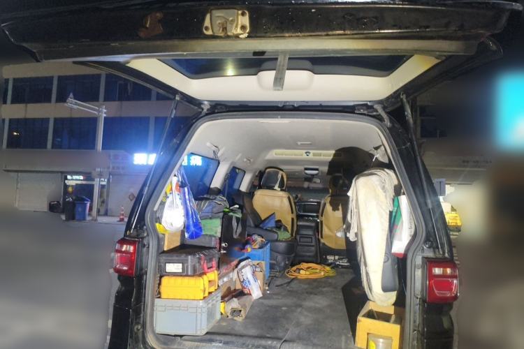 Used FORTHING Lingzhi 2022 Striving Version M5L 1.6L Luxury 7-Seater
