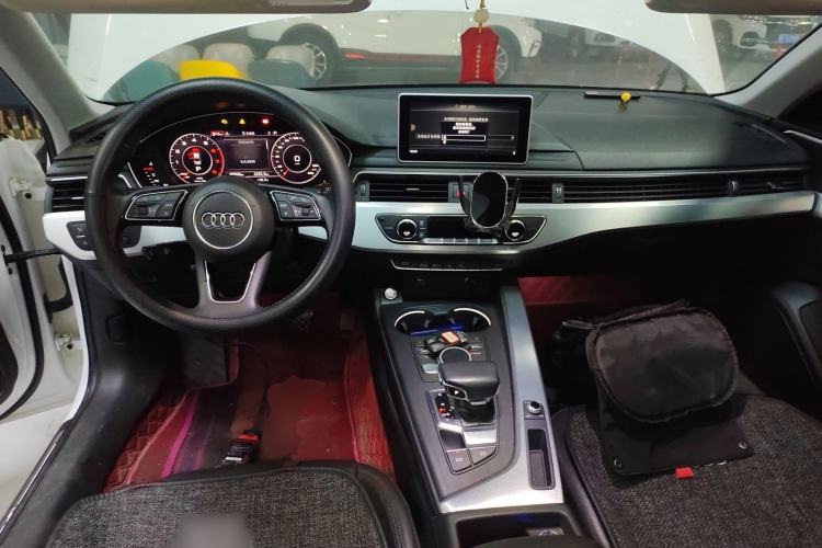 Used Audi A4L 2019 40 TFSI Fashion Version China V