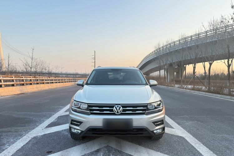 Used Volkswagen Tiguan L 2019 Revised Version 280TSI Automatic Two-Wheel Drive Panoramic Comfort Edition China VI Standard