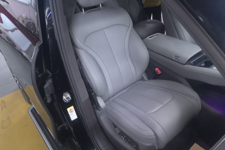 Used Denza N9 2025 Prestige Version