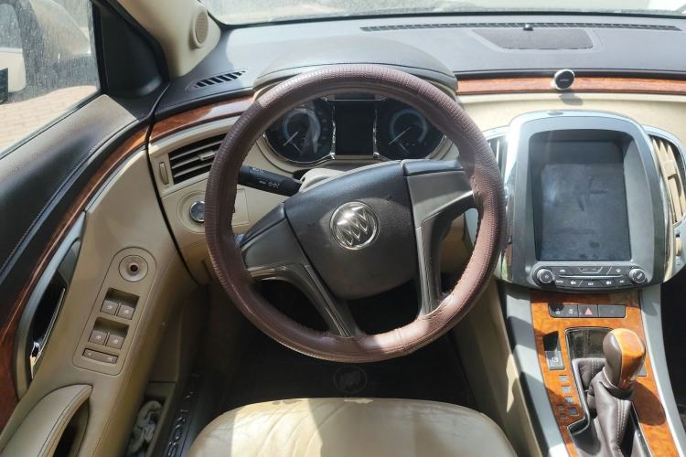 Used Buick LaCrosse 2011 2.4L SIDI Elegant Edition
